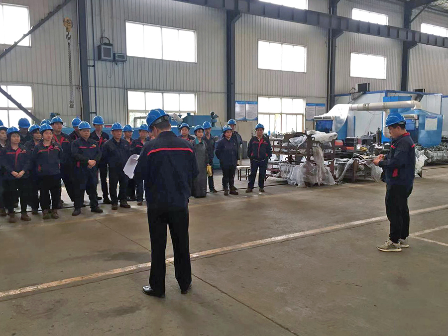 工业总公司开展全厂《河南省安全生产条例》学习暨安全知识考试，提高员工安全意识